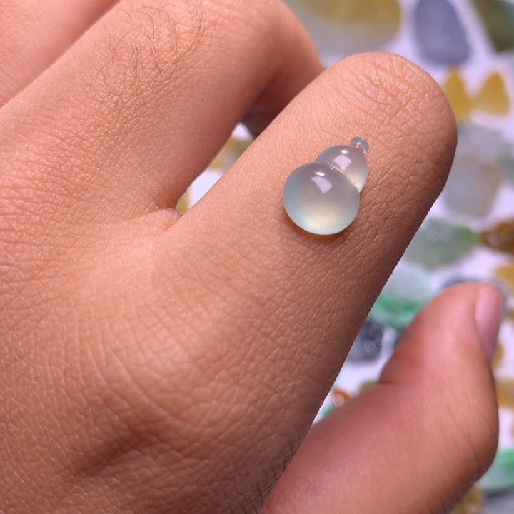 定制翡翠未镶嵌葫芦