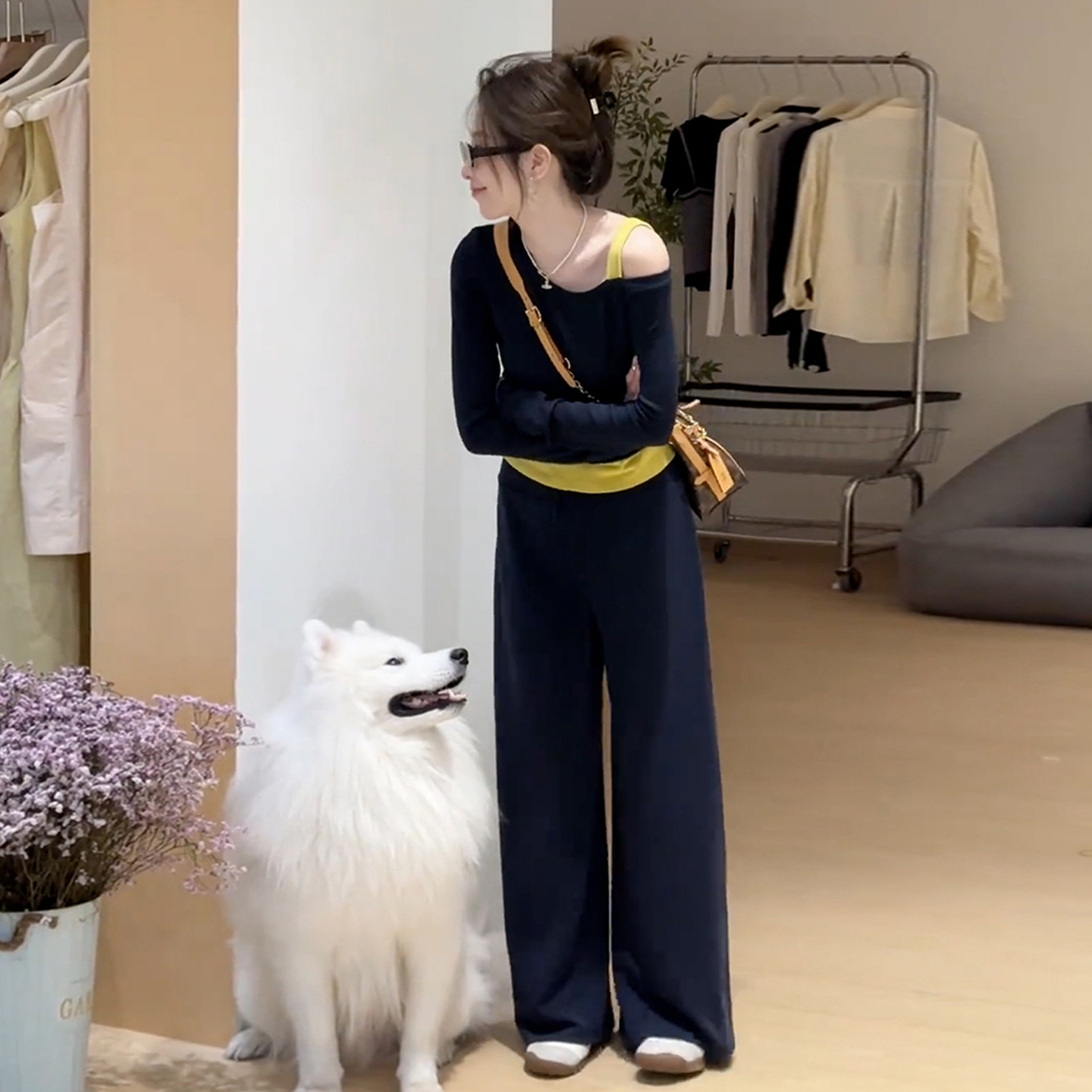 早秋时尚穿搭女不规则露肩修身长袖上衣百搭休闲裤两件套装潮7112