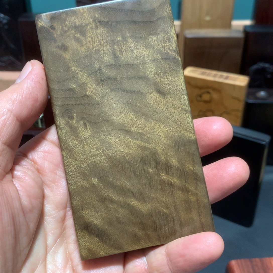 阴沉木整木掏空木盒