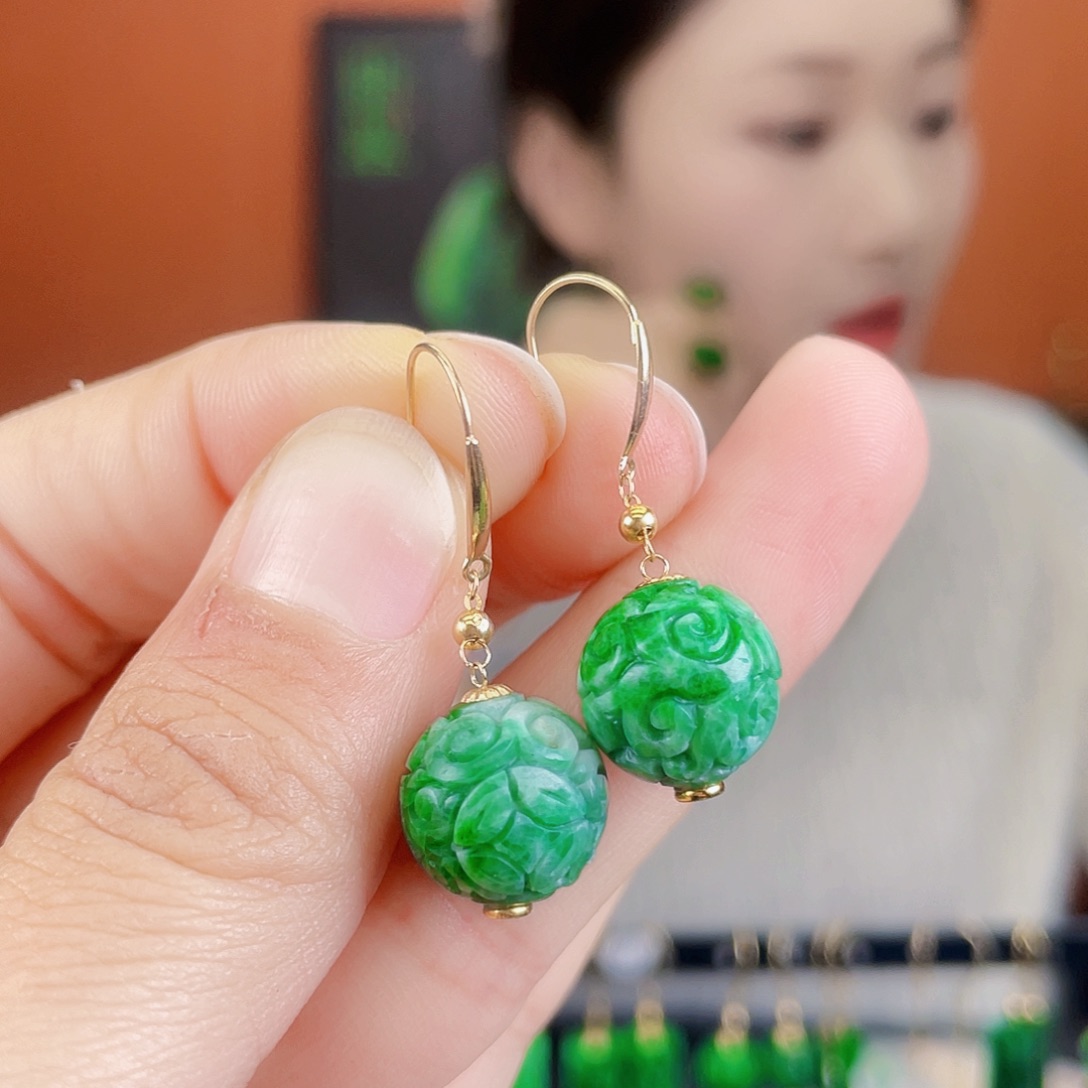 翡翠18K金镶嵌耳饰