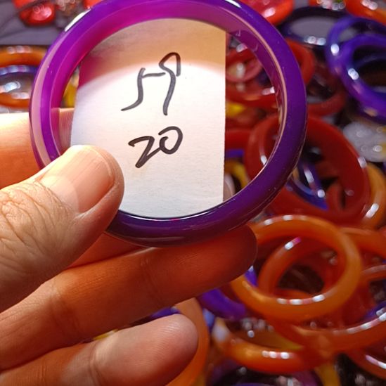 玛瑙/玉髓手镯未镶嵌