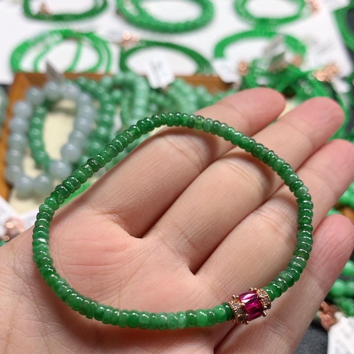 翡翠未镶嵌手链翡翠