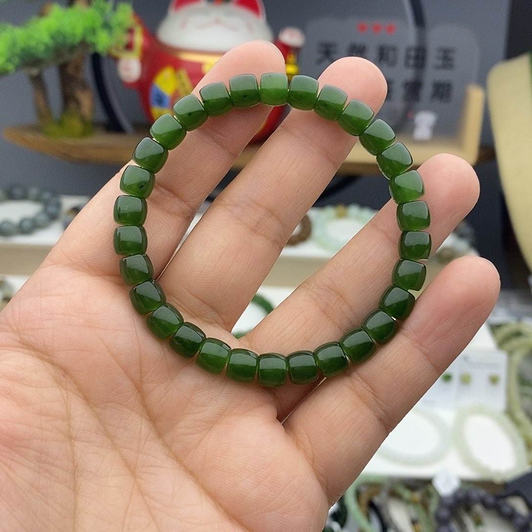 未镶嵌和田玉手链