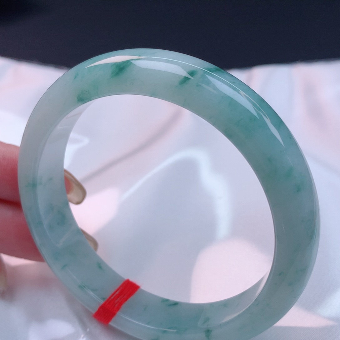 【闪购商品】未镶嵌手镯翡翠58