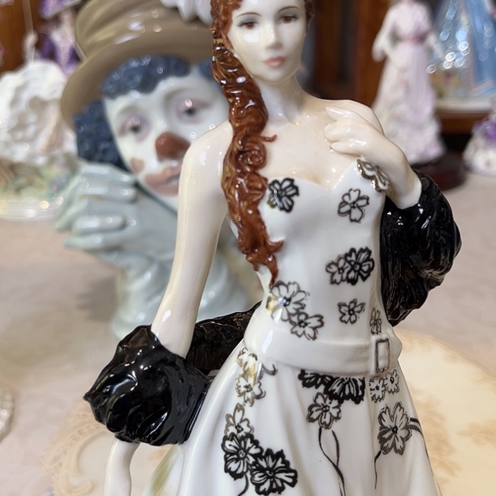 杯欧洲中古瓷器摆件