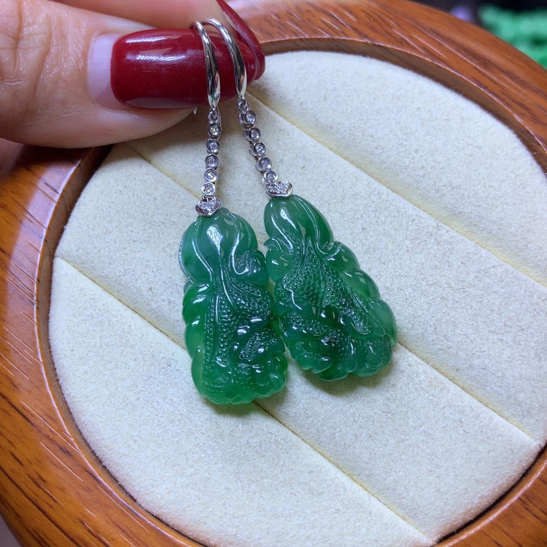 【闪购商品】翡翠颈饰18K金镶嵌翡翠