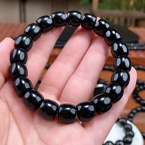 和田玉手串未镶嵌