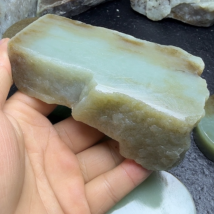 翰***雕和田玉（糖玉）未镶嵌珠宝奇石