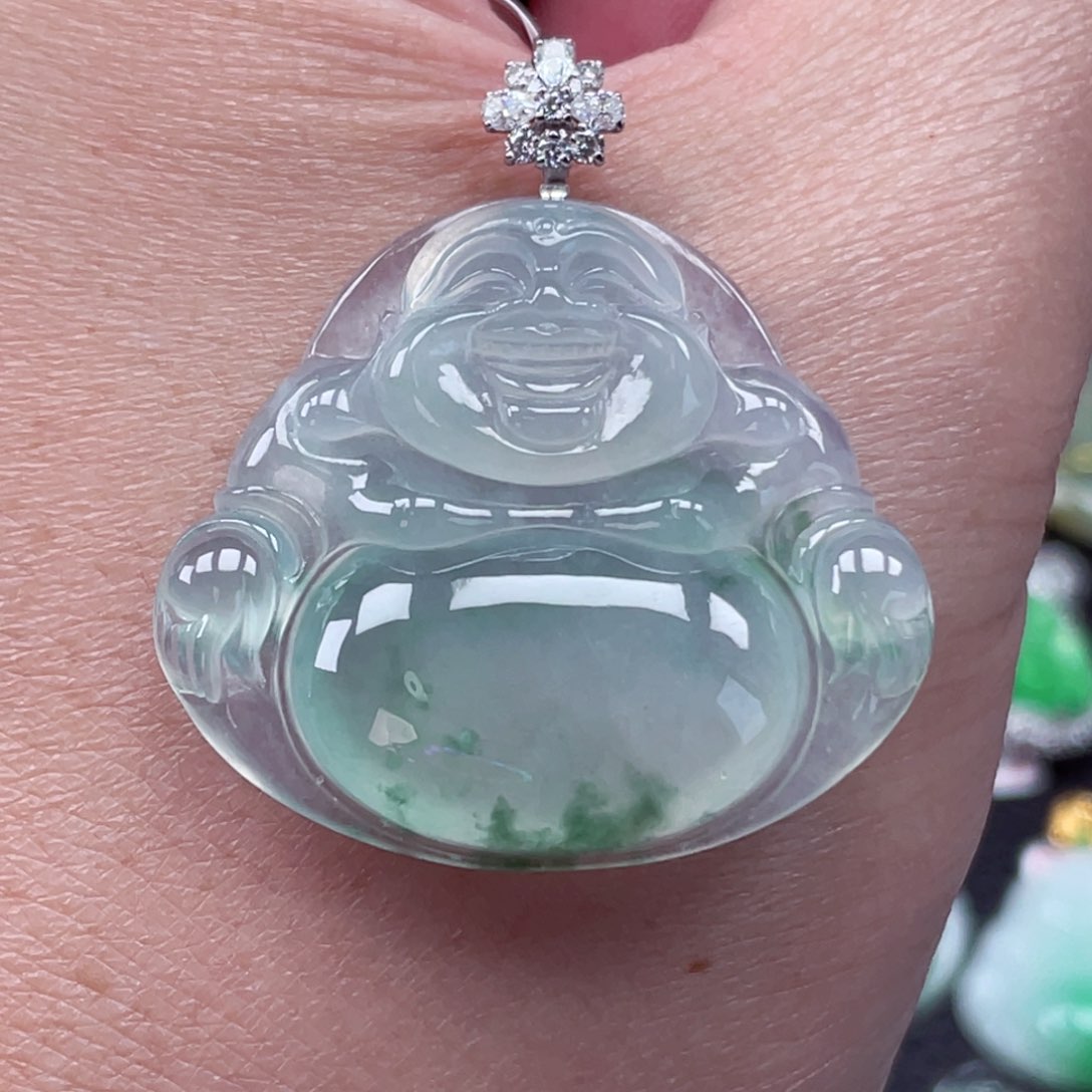 颈饰18K金镶嵌翡翠佛