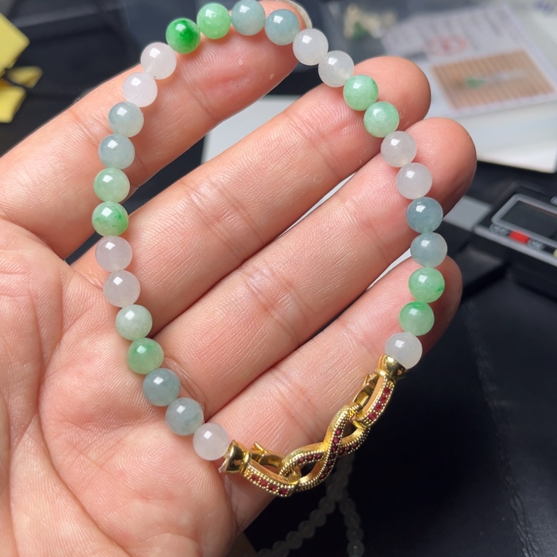 定制翡翠未镶嵌翡翠手串定制