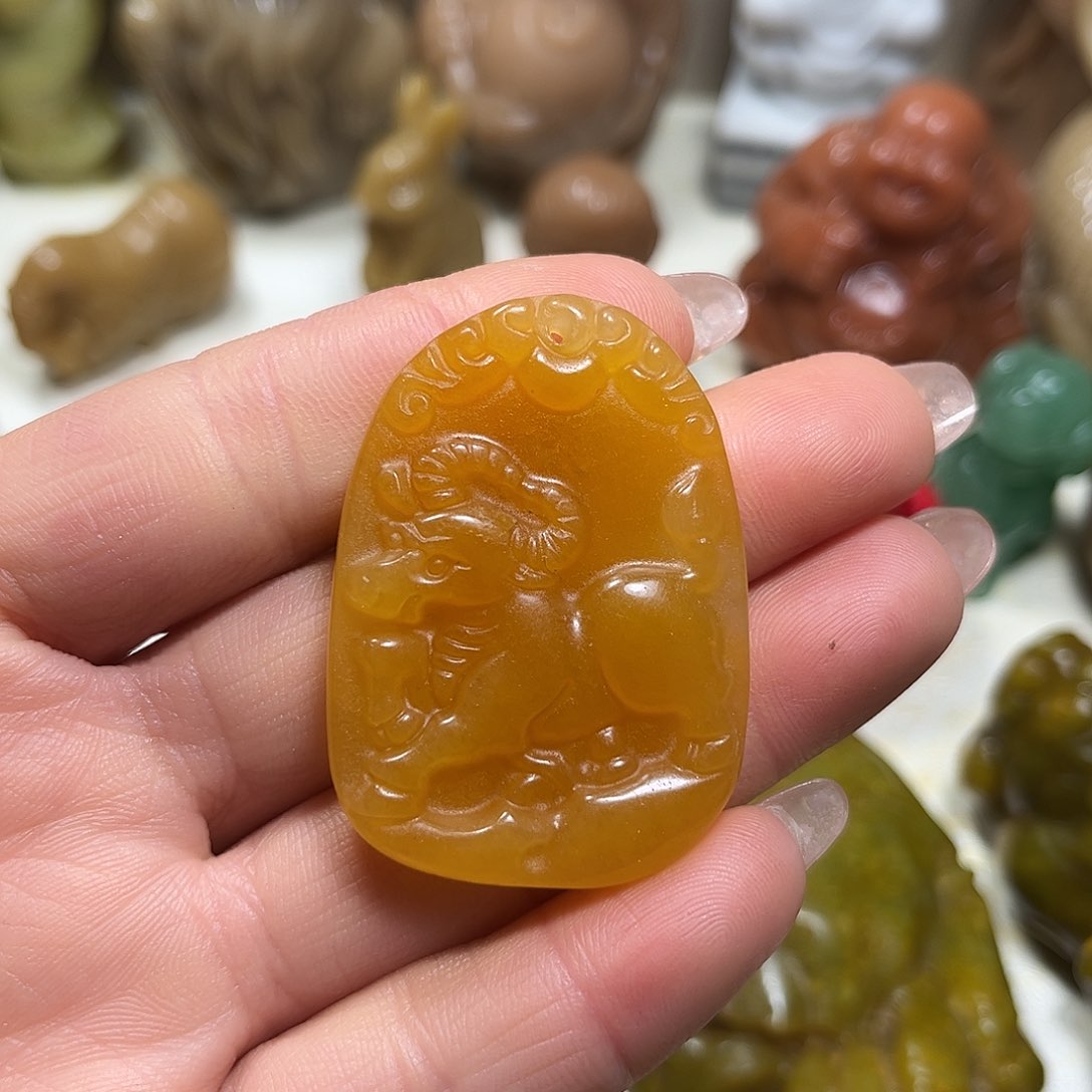 白玉菩提吊坠白玉菩提吊坠