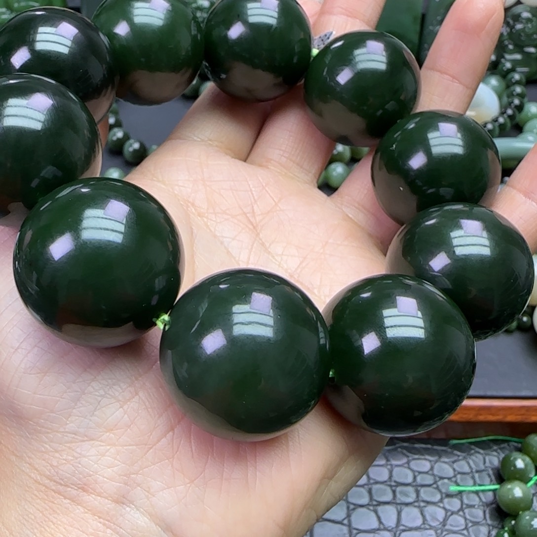 C***枫和田玉未镶嵌珠宝奇石