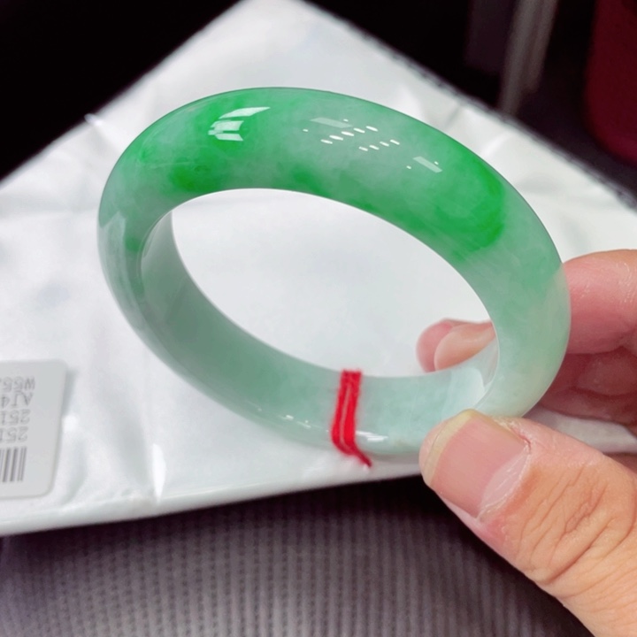 未镶嵌手镯翡翠翡翠