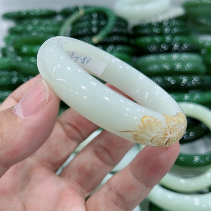 和田玉未镶嵌手镯52～1