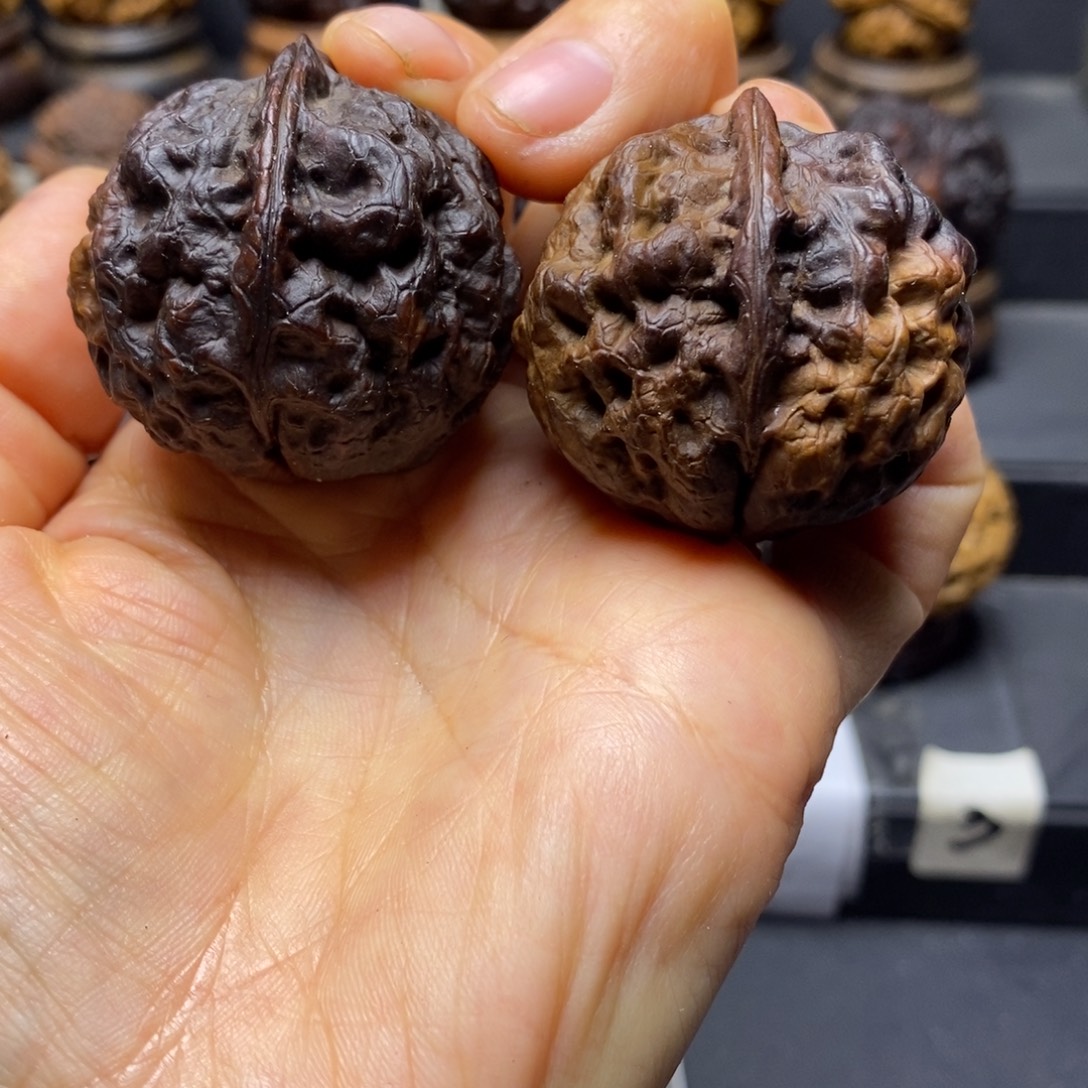 吊坠文玩核桃毒王38