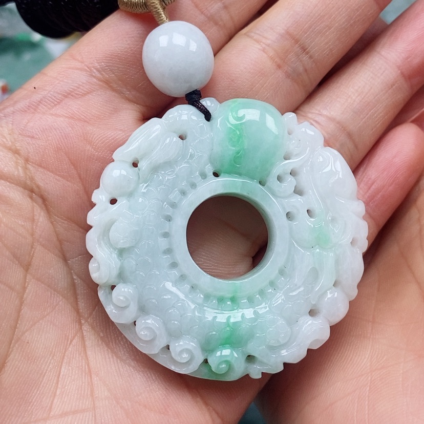【闪购商品】翡翠颈饰未镶嵌雨*天然翡翠A货平安扣