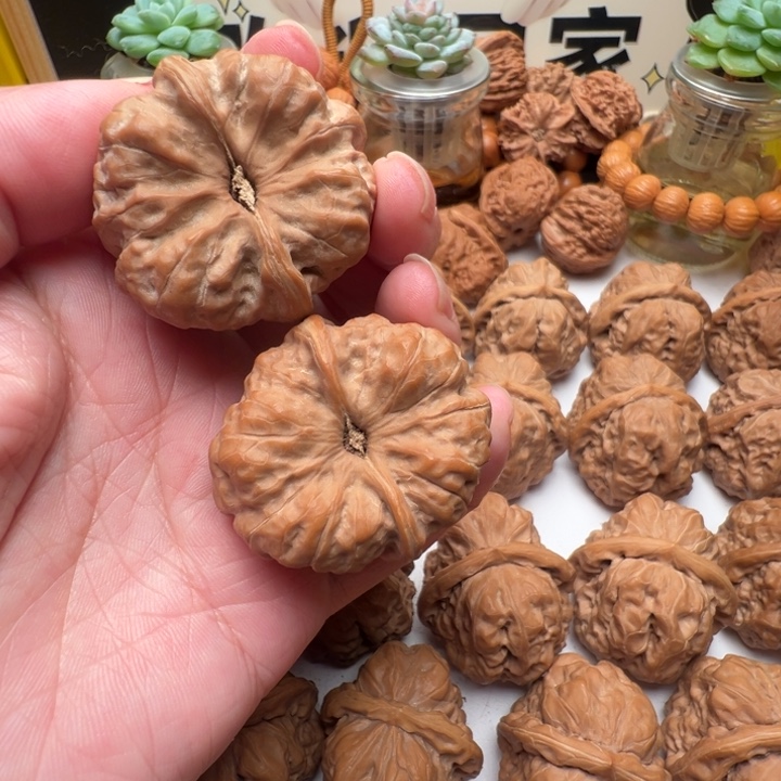 叶***“吊坠文玩核桃精品蛤蟆