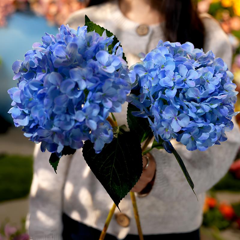 3D渲染蓝色大叶绣球花216片 高端蓝色仿真花餐桌玄关花 极简风