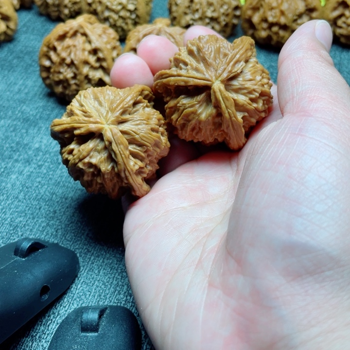 手工三棱白狮子三棱