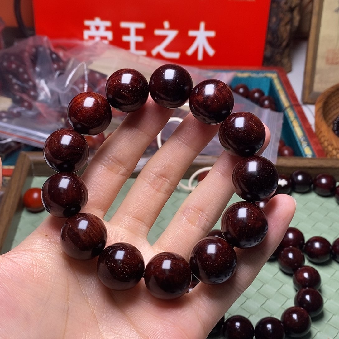 檀香紫檀（小叶紫檀）农****哥1.8金星