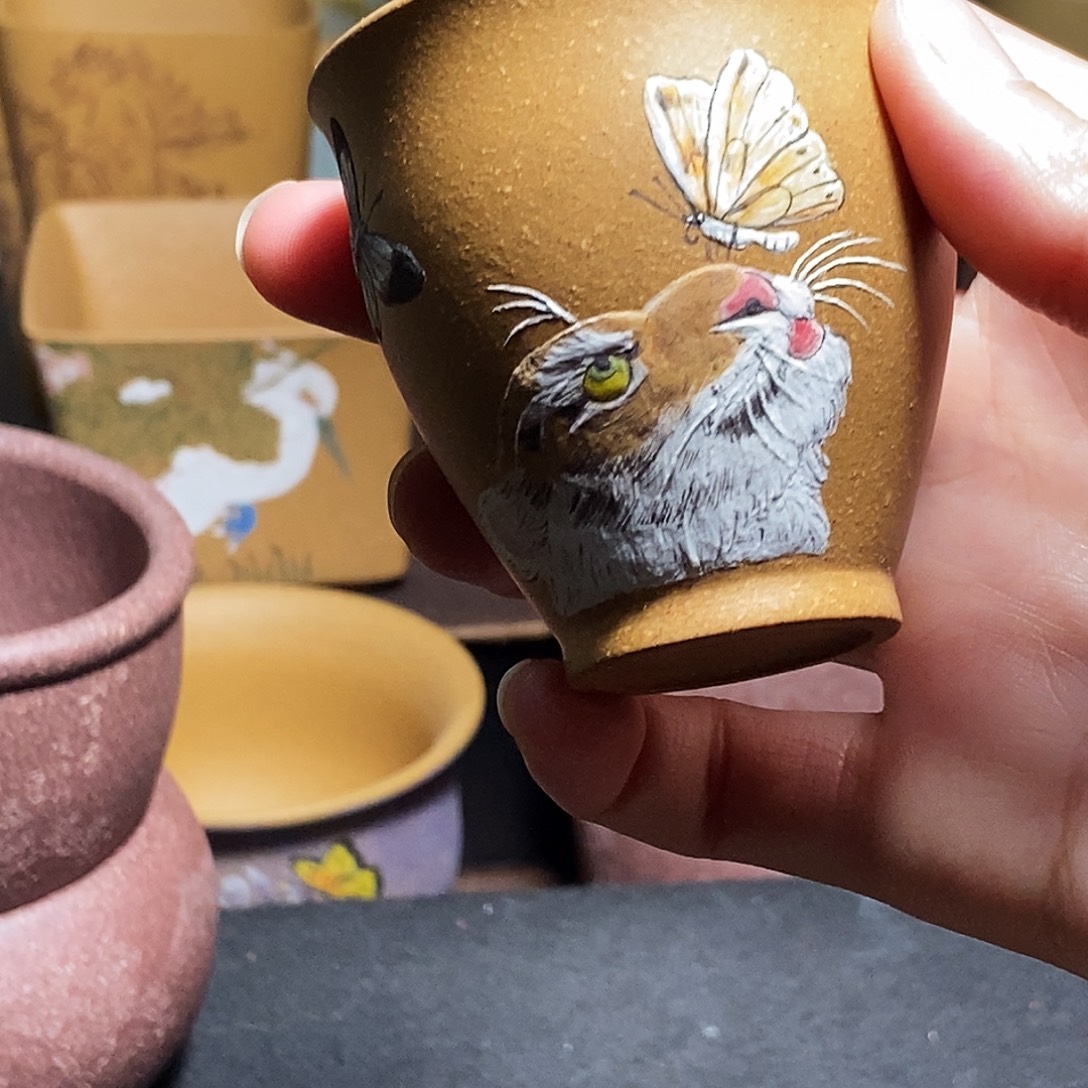 茶杯紫砂手工泥绘主人杯