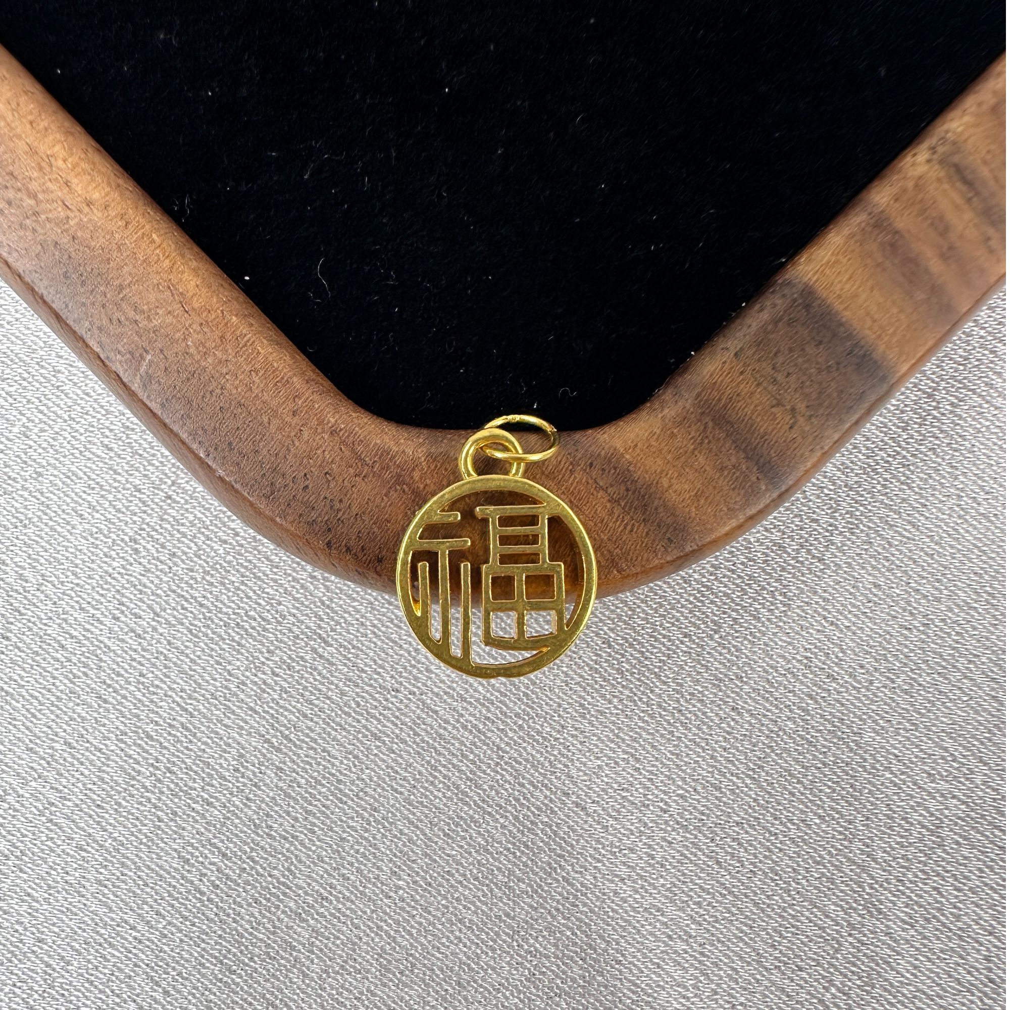 【足金999】镂空福牌AA093