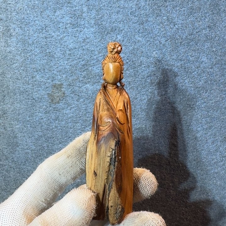 崖柏摆件手把件等