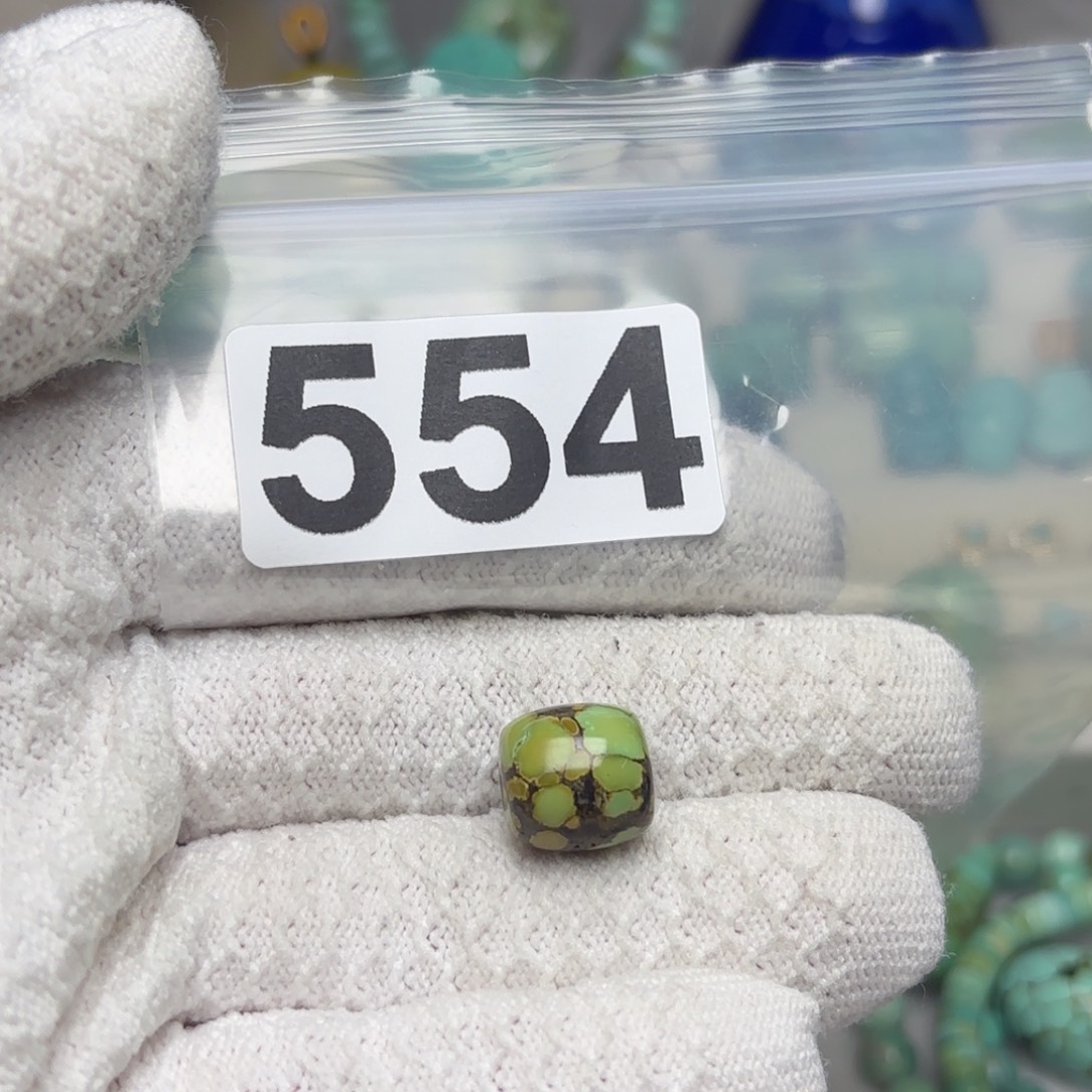 甘***霖南红玛瑙未镶嵌珠宝奇石