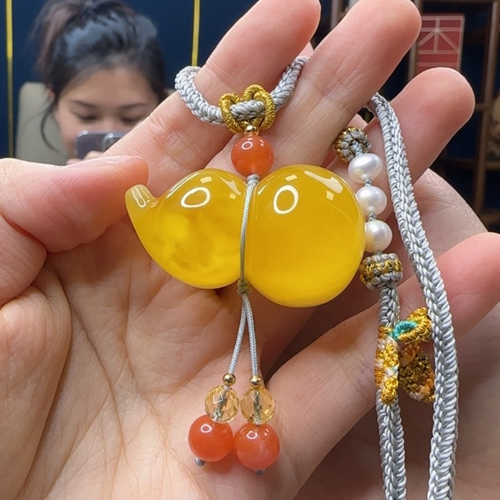 蜜蜡吊坠(赠链)未镶嵌八**航