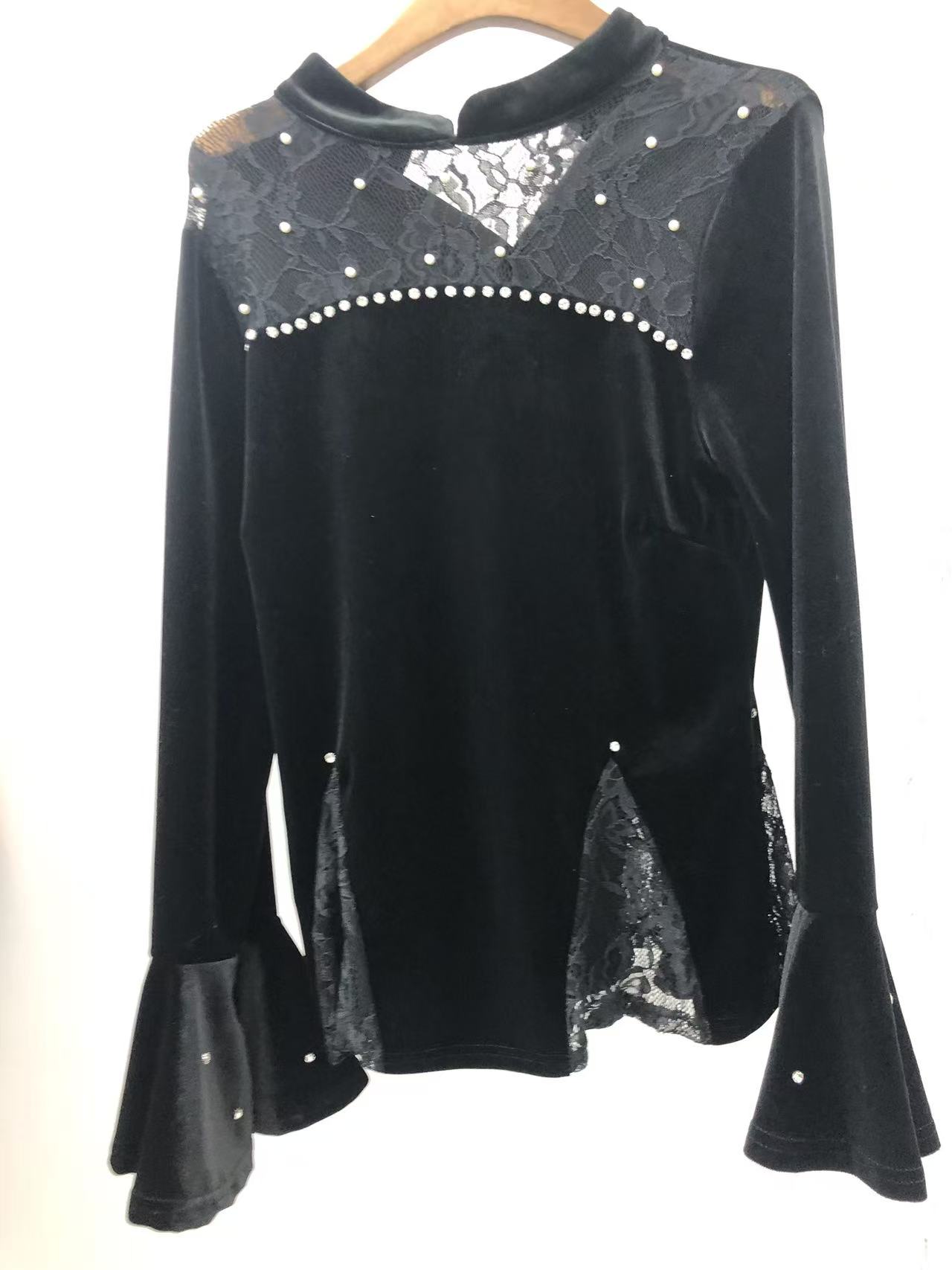 常规型蕾丝极简风喇叭袖长袖T恤轻奢潮流拼接打底衫