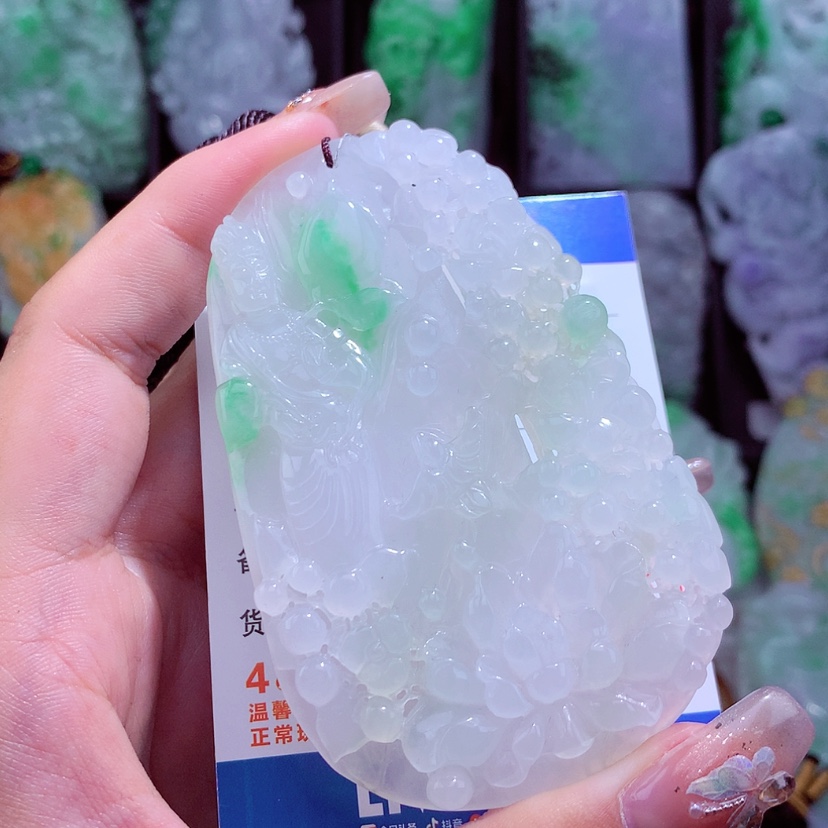 【闪购商品】翡翠颈饰未镶嵌挂件
