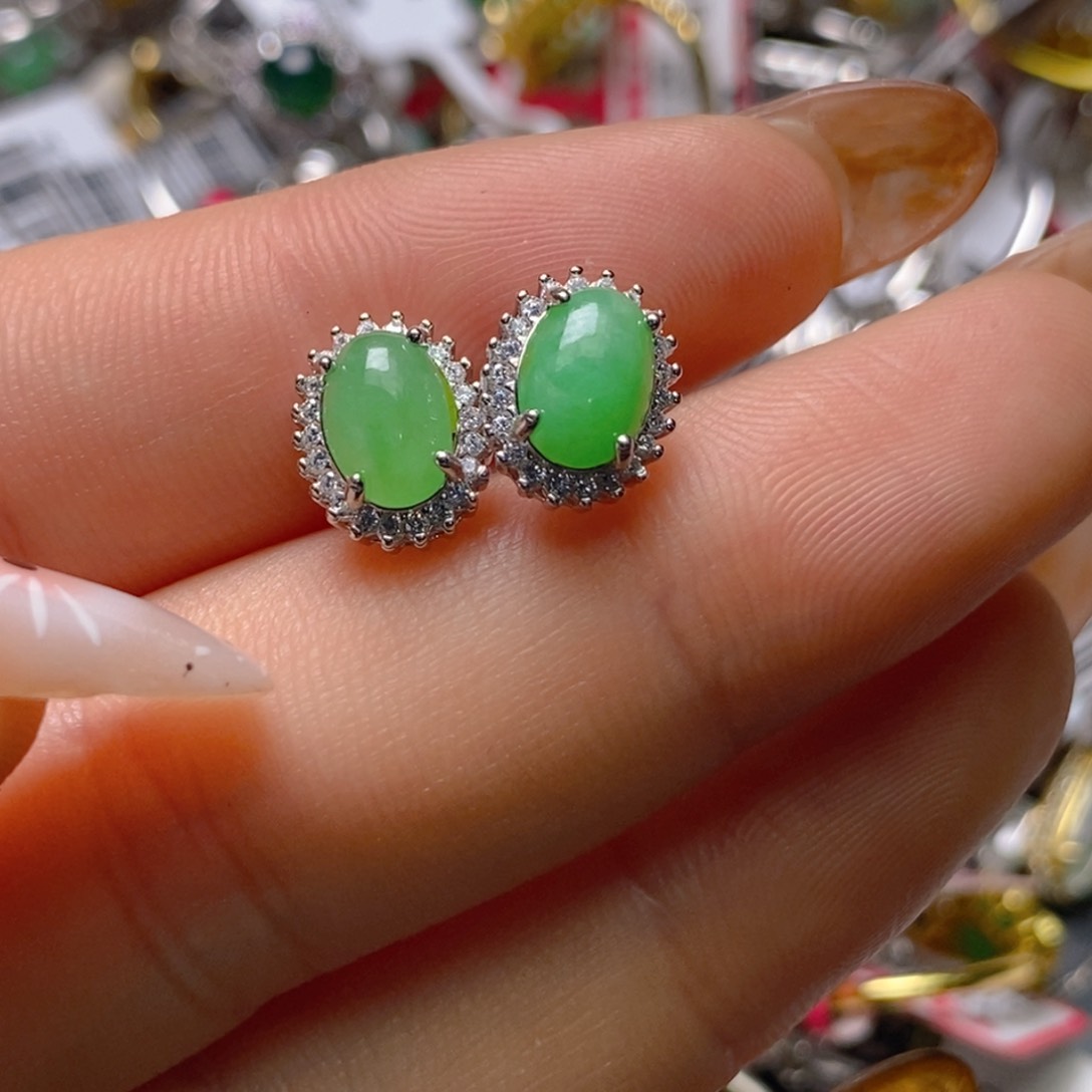 银S925镶嵌戒指翡翠百内无证书