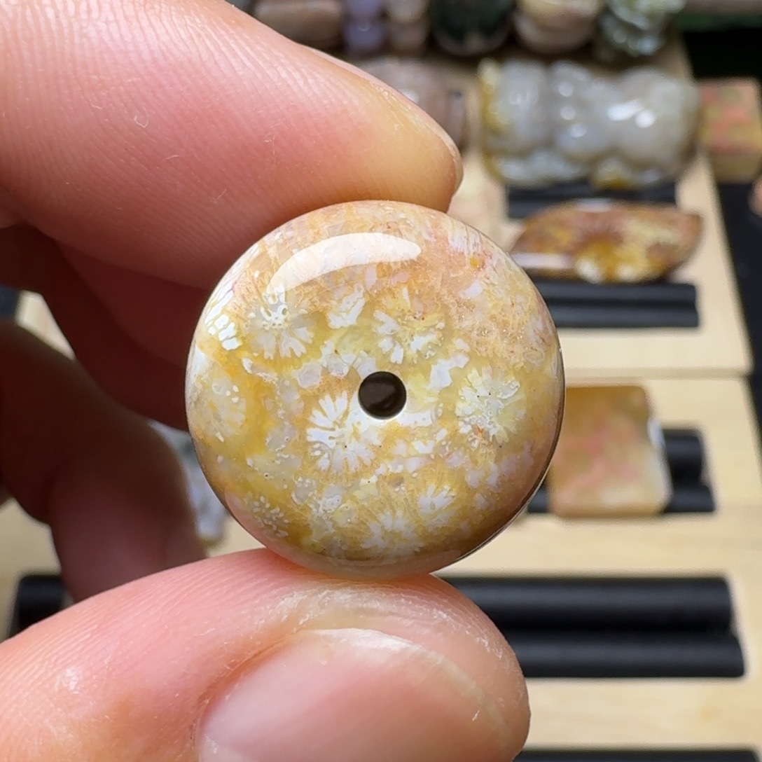 硅化玉未镶嵌纯天然色有机玉石保真色