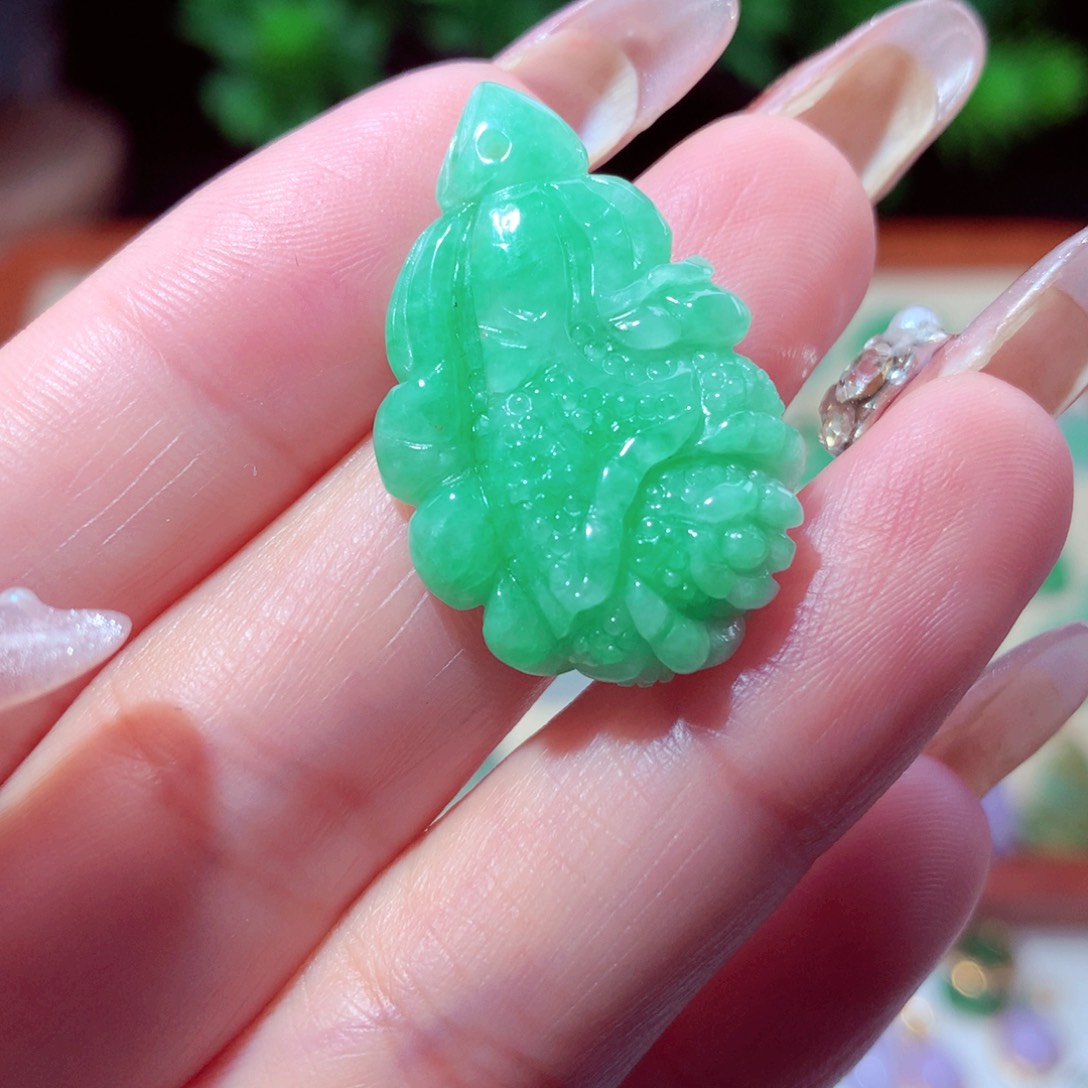 翡翠吊坠(不含链)未镶嵌