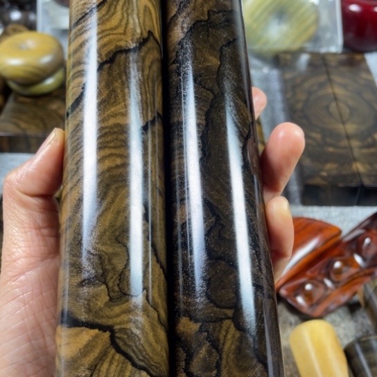 大叶紫檀（黑酸枝木类）钻*