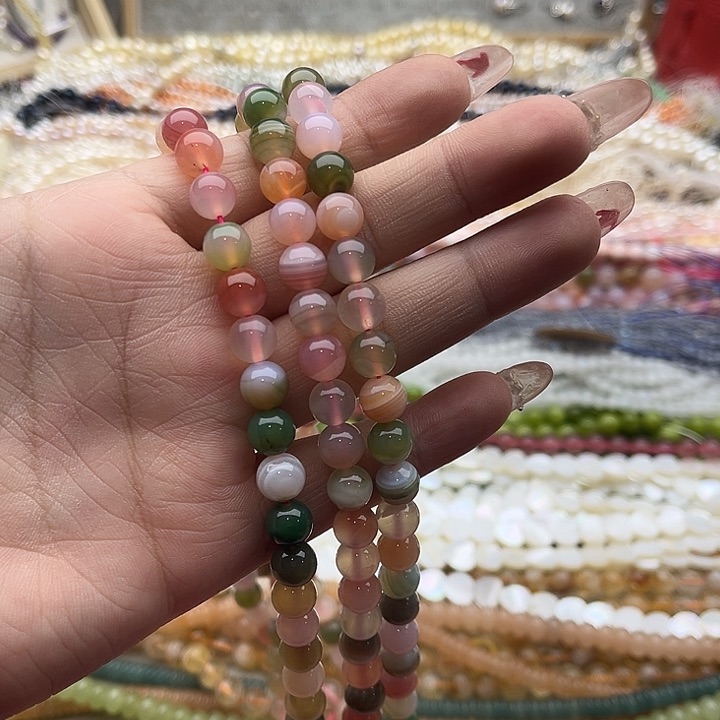 玛瑙/玉髓珠宝半成品未镶嵌一条8mm左右盐源玛瑙