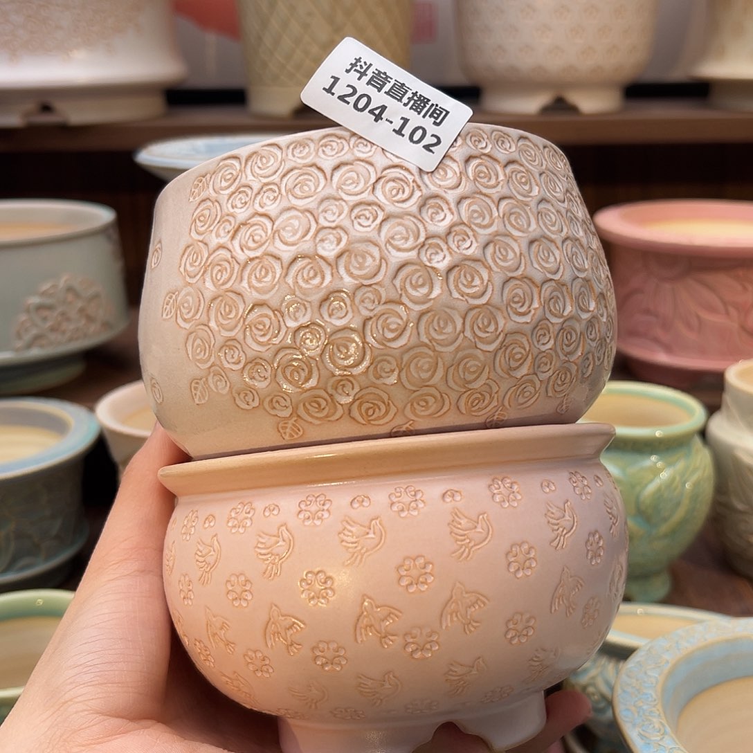 小***萌1204-102 内口9.5 C组拍两只