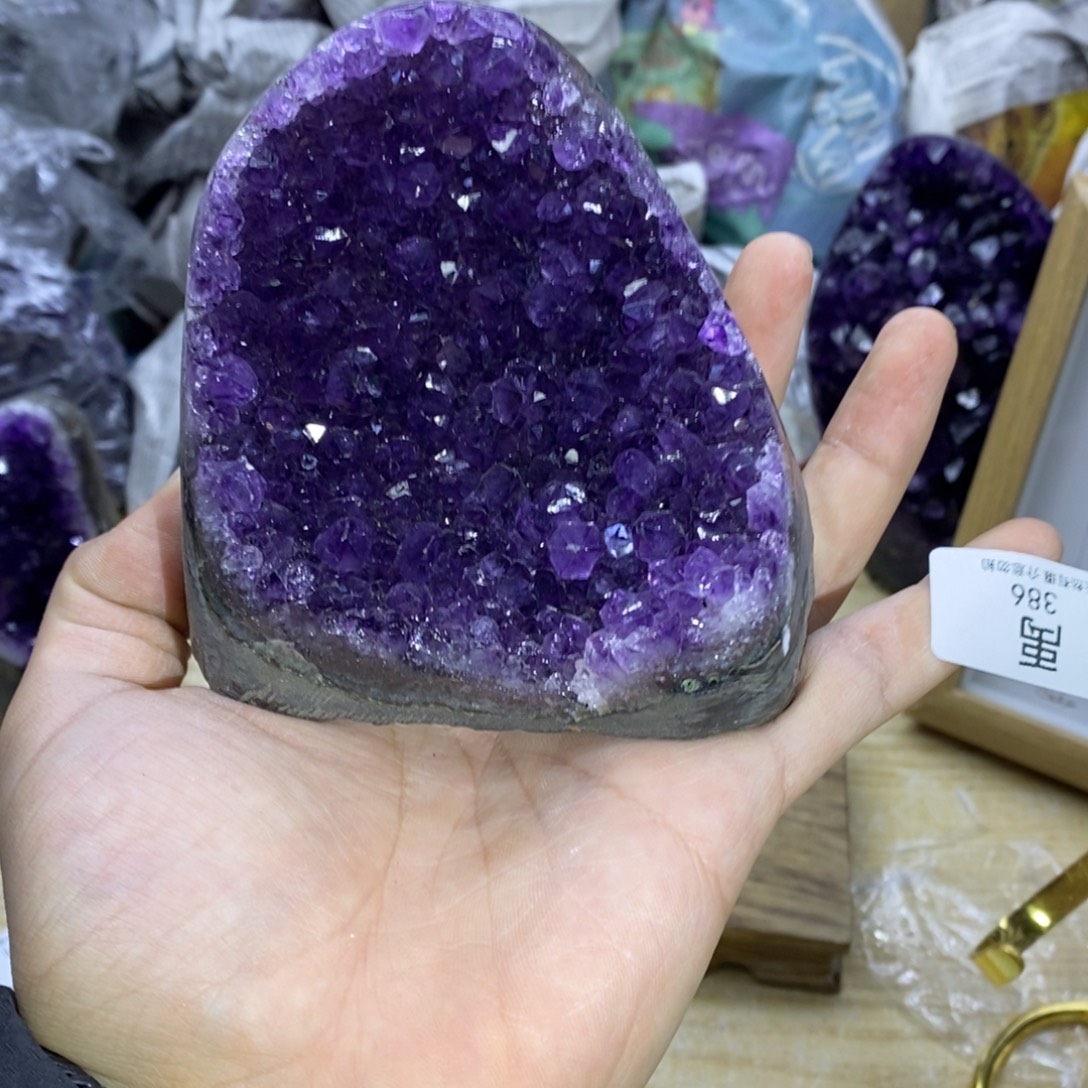 紫晶大型摆件（非配饰）未镶嵌