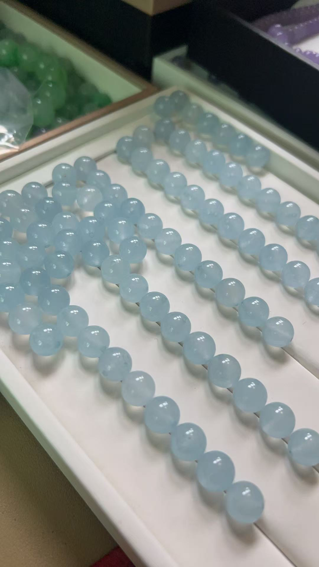 天然缅料A货 高冰蓝钢散珠10mm 左右 多样性发一