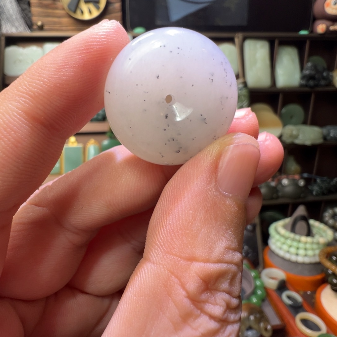 和田玉未镶嵌颈饰27/12mm新疆点墨青花老熟料平安扣细油！