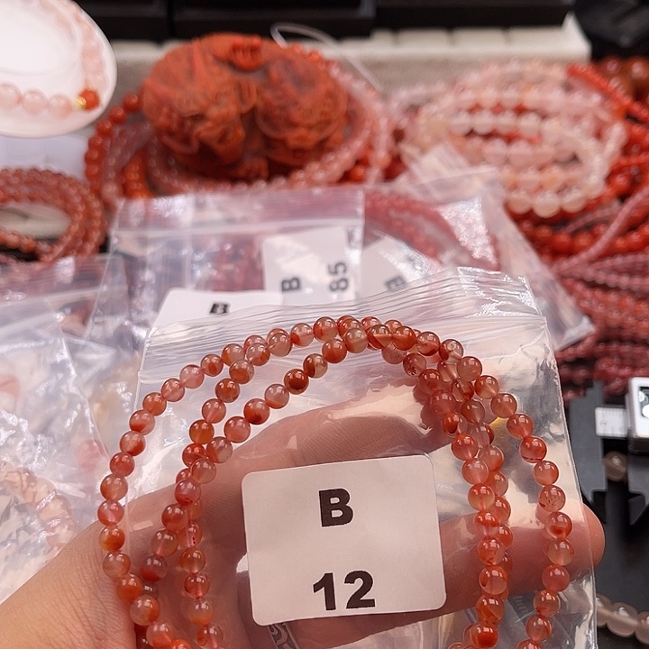 南红玛瑙未镶嵌多样性发货默认微瑕称重5mm