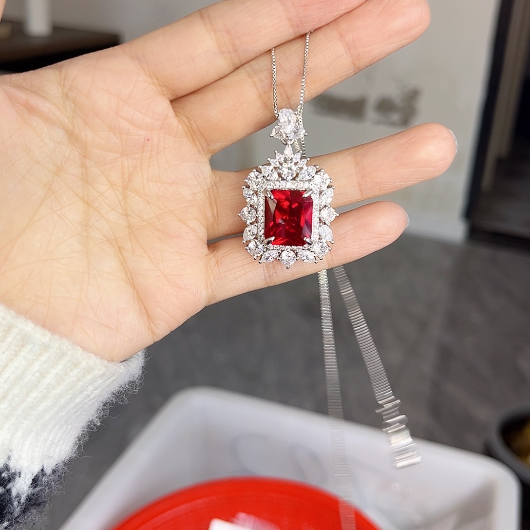 颈饰银S925镶嵌红宝石