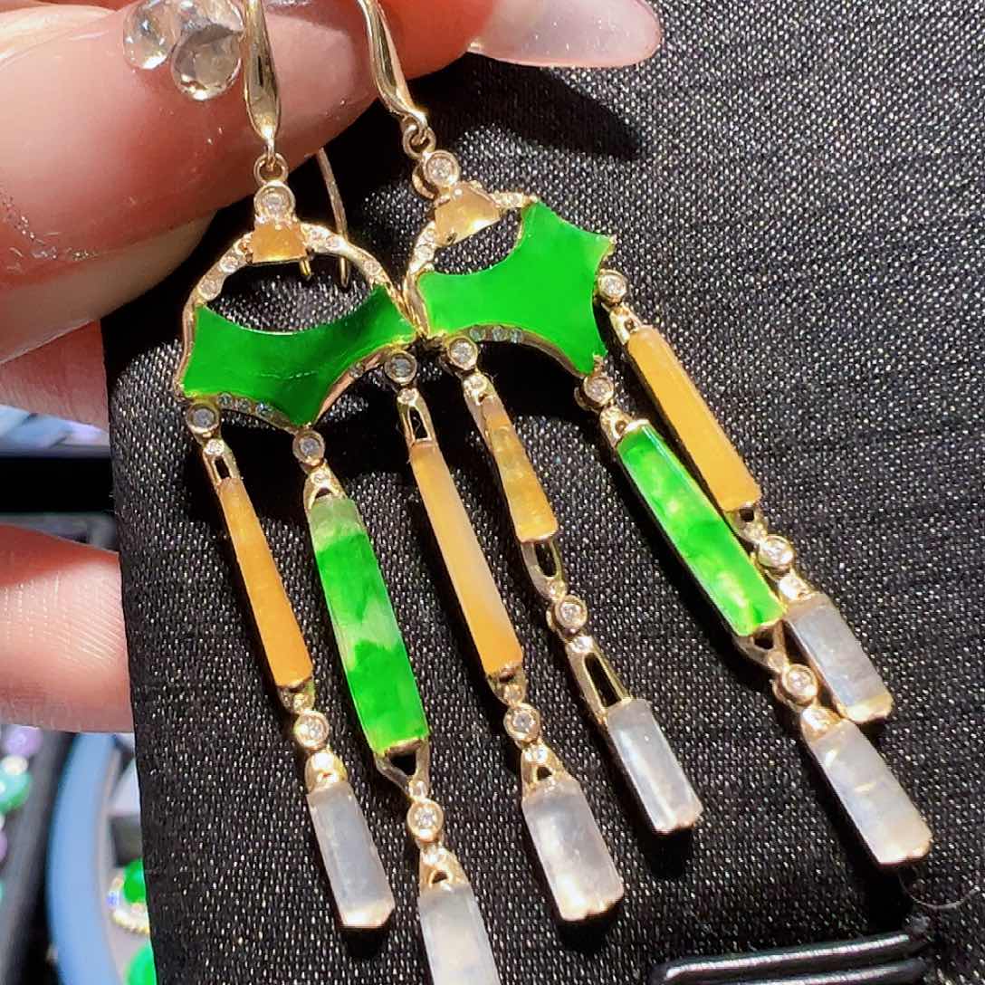 翡翠耳饰18K金镶嵌《新款》签收后24小时鉴赏期