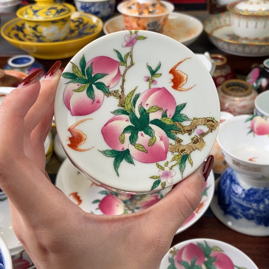 陶瓷艺术家的作品是一种非常