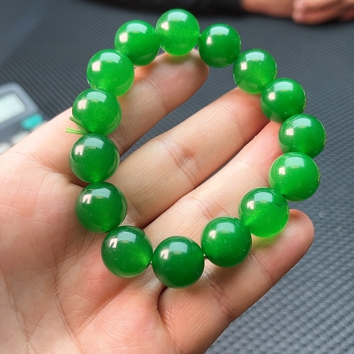 翡翠手链未镶嵌啊啊