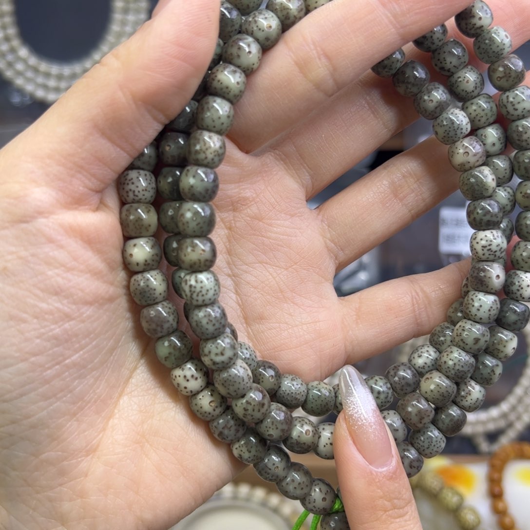 星月菩提手串Z*石玉料绿幽灵