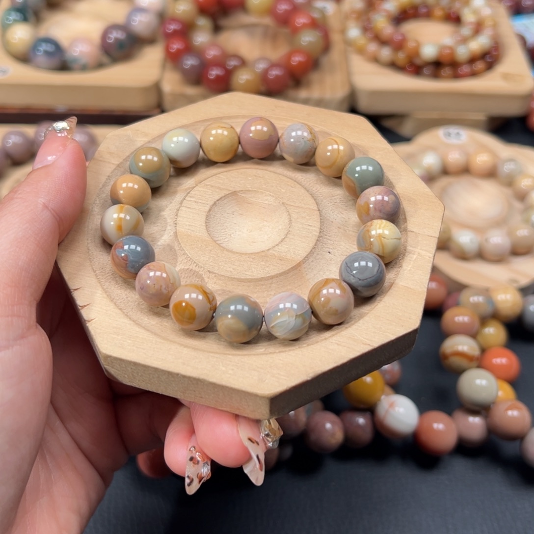 一***包石英质玉未镶嵌手链89