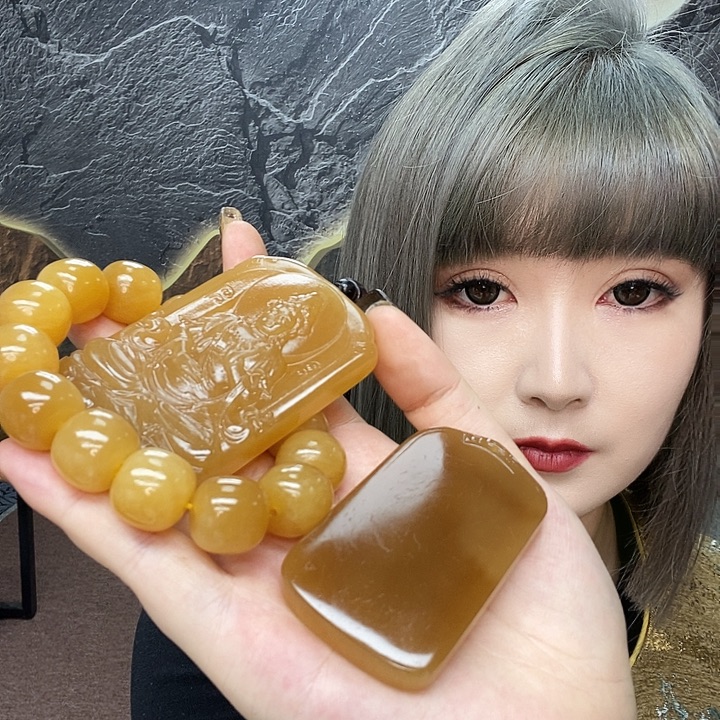 和田玉未镶嵌颈饰