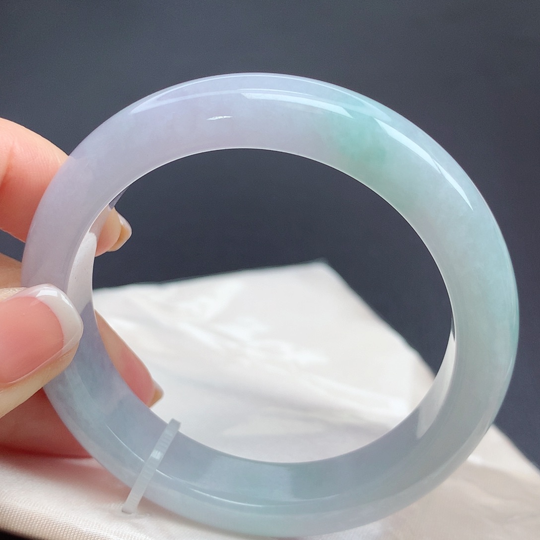 翡翠手镯未镶嵌04n n n n n n n