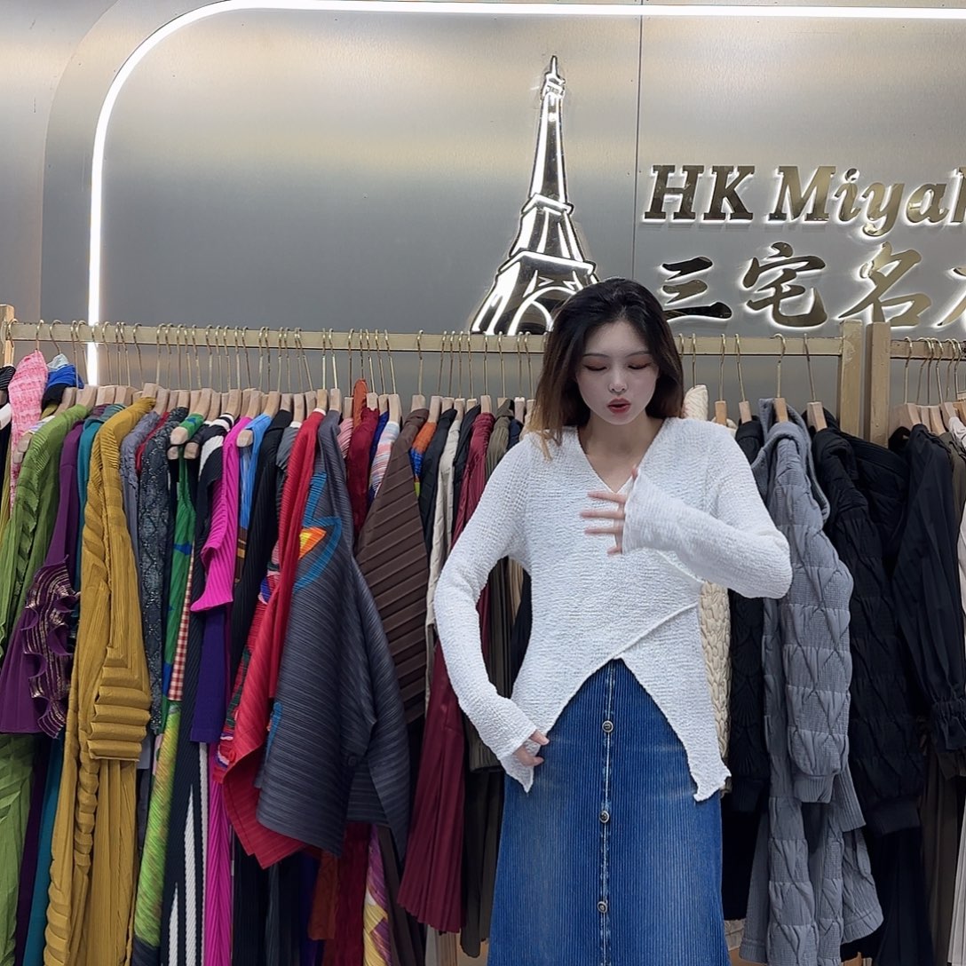 套头款菜花褶上衣